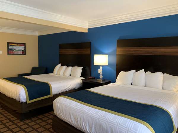 - Comfort Inn Oakdale - I-694, Exit 57