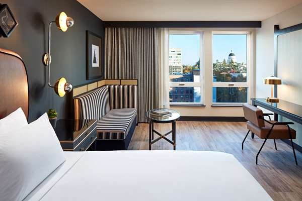  - Hyatt Centric Hotel Downtown Sacramento - I-5, Exit 519B