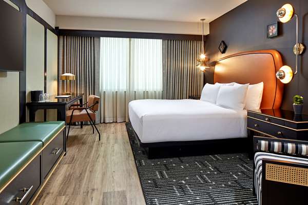  - Hyatt Centric Hotel Downtown Sacramento - I-5, Exit 519B