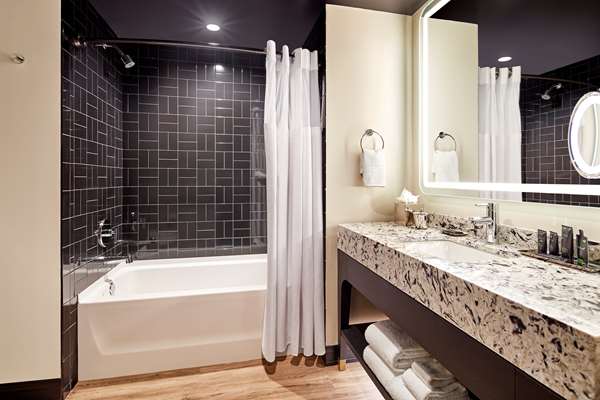 Suite - Hyatt Centric Hotel Downtown Sacramento - I-5, Exit 519B