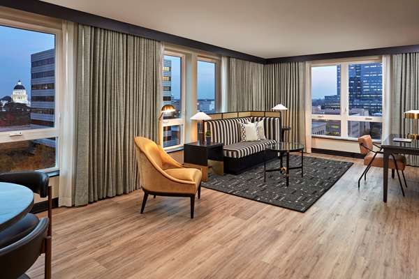 Suite - Hyatt Centric Hotel Downtown Sacramento - I-5, Exit 519B
