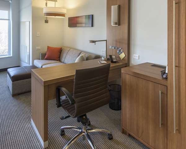  - Doubletree by Hilton Hotel Downtown Asheville - I-240, Exit 4C