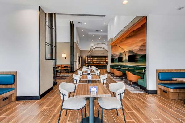 Restaurant - Doubletree by Hilton Hotel Downtown Asheville - I-240, Exit 4C