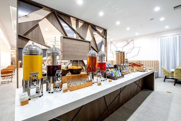 Amenities - DoubleTree by Hilton Sulphur - I-10, Exit 20