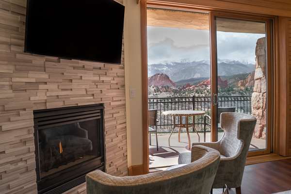 Suite - Garden of the Gods Club & Resort Colorado Springs