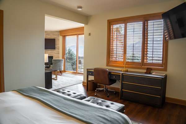  - Garden of the Gods Club & Resort Colorado Springs