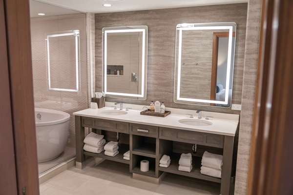  - Garden of the Gods Club & Resort Colorado Springs