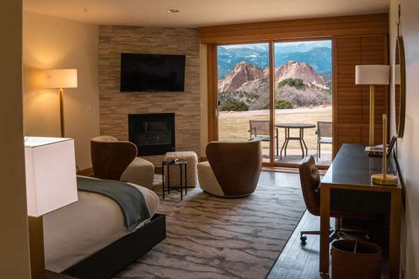 Suite - Garden of the Gods Club & Resort Colorado Springs