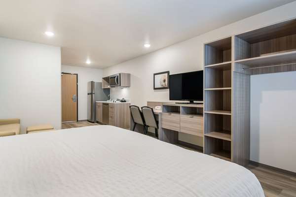 - WoodSpring Suites Vancouver - I-205, Exit 28
