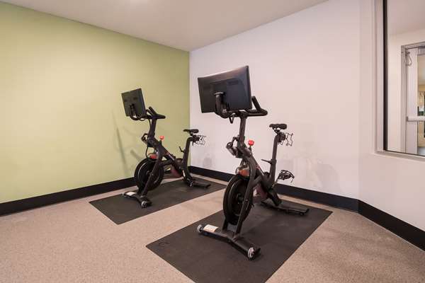 Fitness/ Exercise Room - WoodSpring Suites Vancouver - I-205, Exit 28