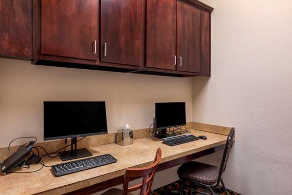 Conference Area - Comfort Inn & Suites Denison
