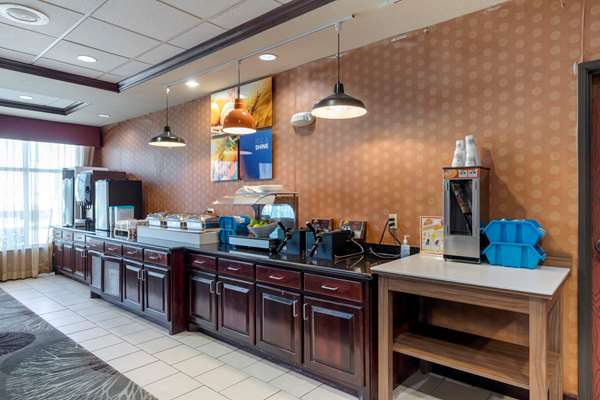 Amenities - Comfort Inn & Suites Denison