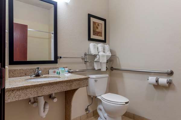 - Comfort Inn & Suites Denison