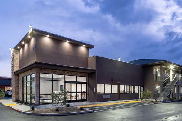 Exterior view - Ramada Hotel Yosemite Area Modesto