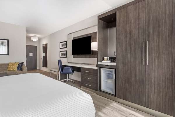  - Cambria Hotel Uptown Austin