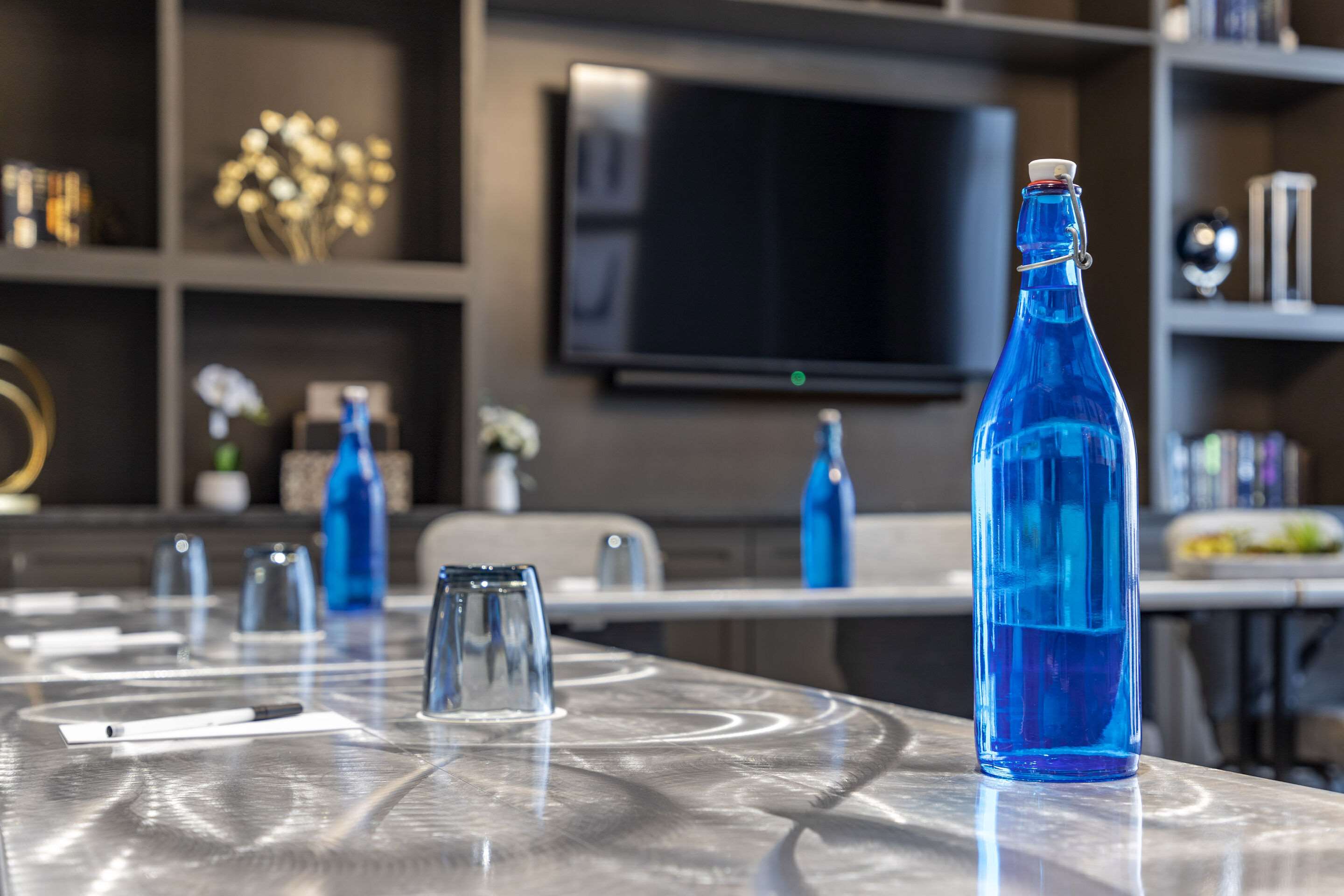 Hotel bar | EVEN Hotel Austin Uptown Near The Domain, an IHG Hotel