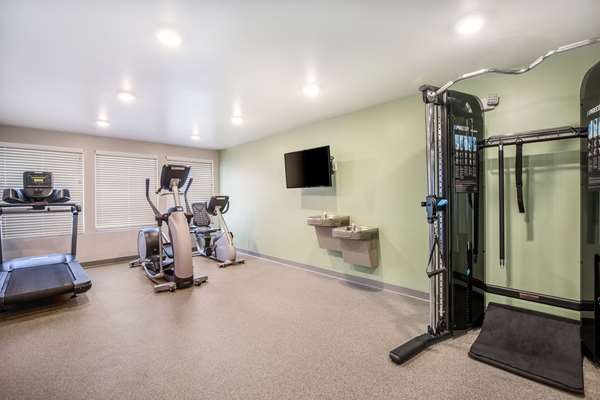 Fitness/ Exercise Room - WoodSpring Suites North Gurnee - I-94, Exit 8