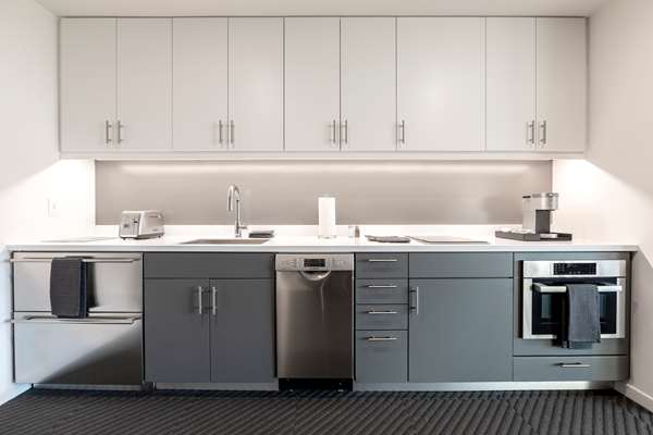  - Hotel Chauncey Iowa City