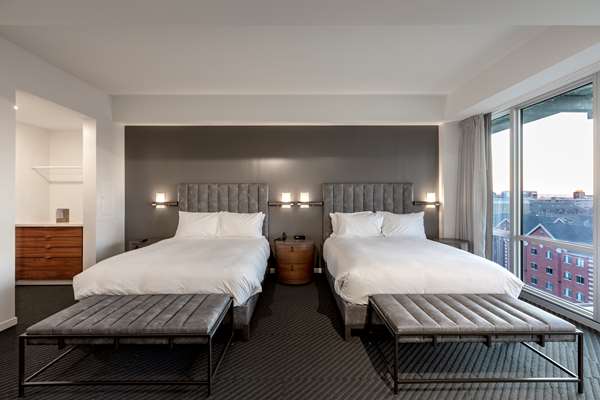  - Hotel Chauncey Iowa City