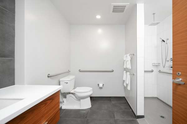  - Hotel Chauncey Iowa City