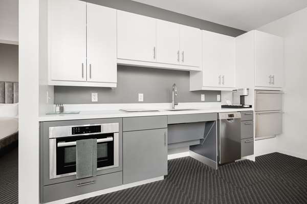  - Hotel Chauncey Iowa City