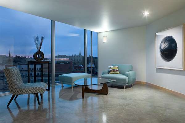  - hotelVetro Downtown Iowa City