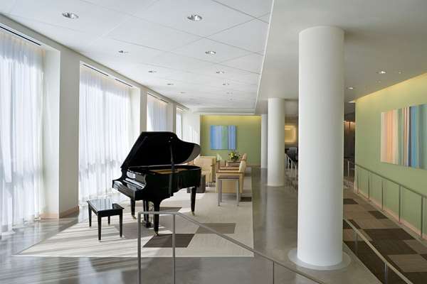  - hotelVetro Downtown Iowa City