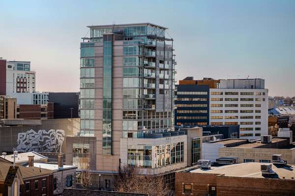 Exterior view - hotelVetro Downtown Iowa City