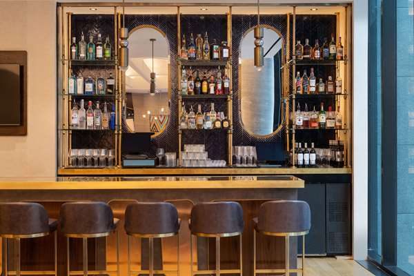 Bar - Motto Hotel by Hilton Chelsea New York