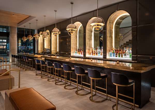 Bar - Motto Hotel by Hilton Chelsea New York