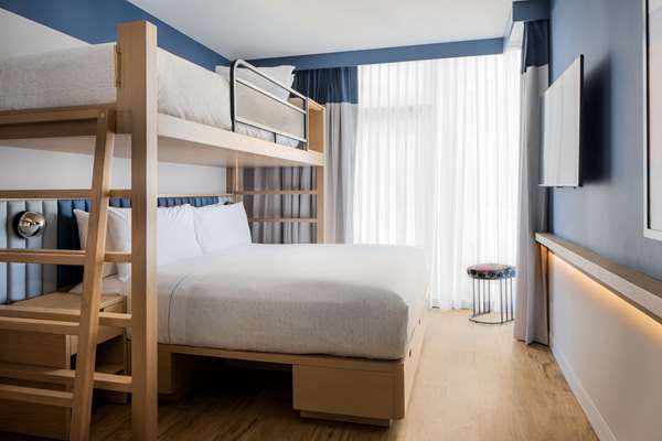  - Motto Hotel by Hilton Chelsea New York