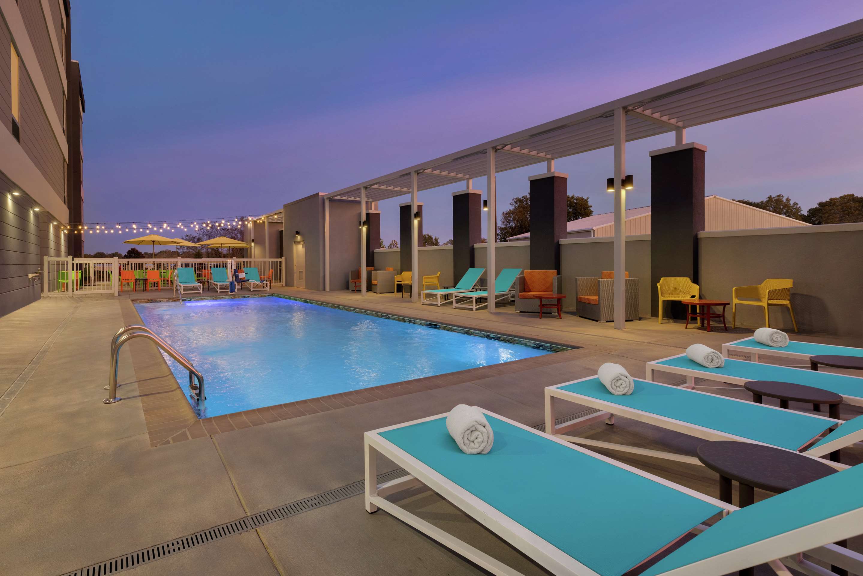 Pool | Home2 Suites by Hilton Vicksburg, MS