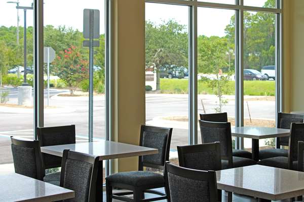 Amenities - Comfort Inn Miramar Beach