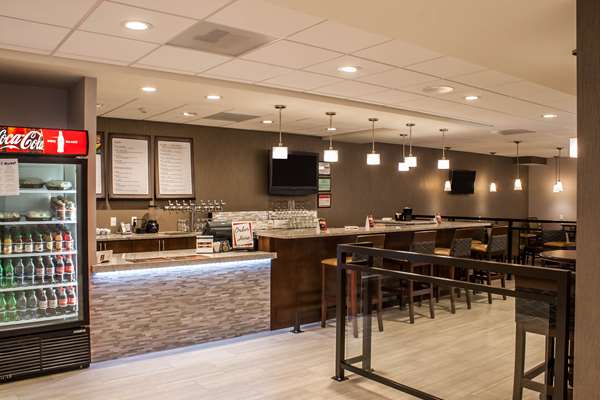 Bar - SureStay Hotel by Best Western Seattle Airport SeaTac