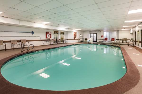 Pool - SureStay Hotel by Best Western Seattle Airport SeaTac