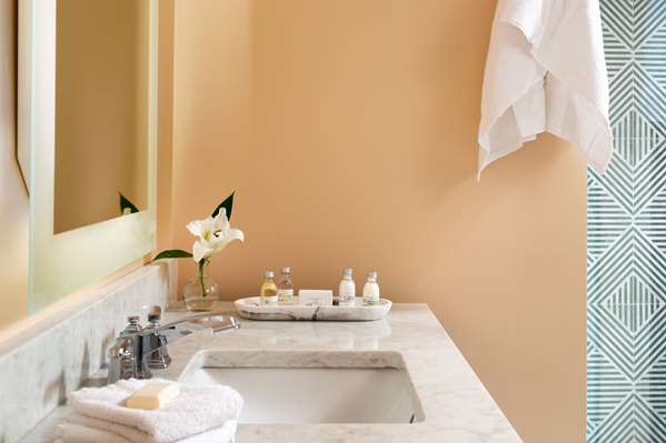  - Liberty Trust Hotel Downtown Roanoke