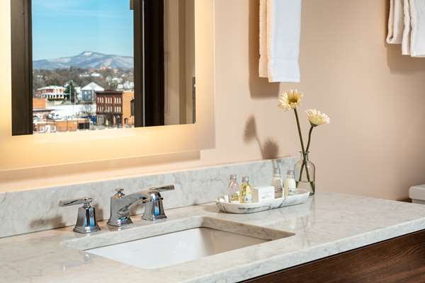  - Liberty Trust Hotel Downtown Roanoke