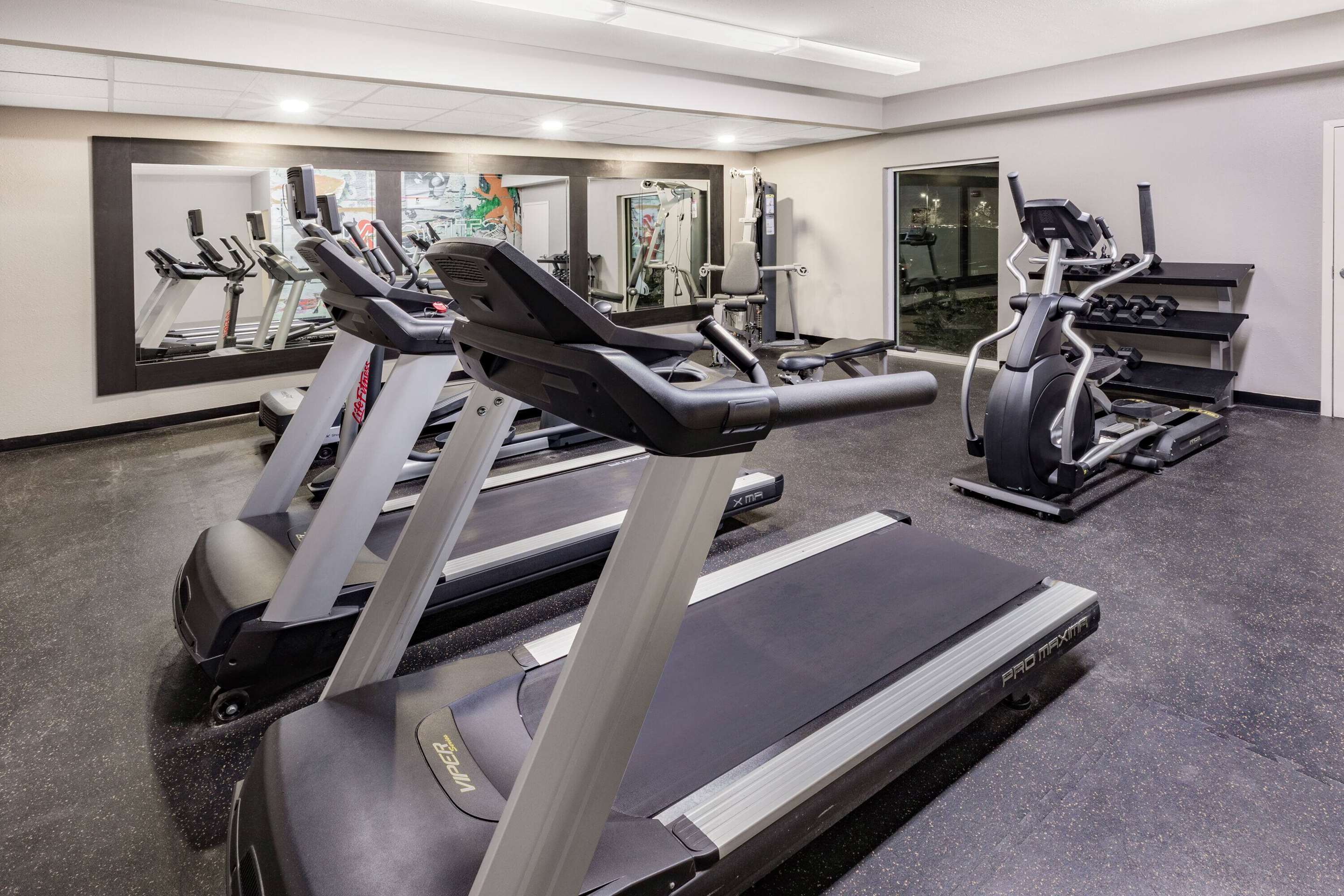 Health club fitness center gym | Hawhorn Suites by Wyndham Ardmore