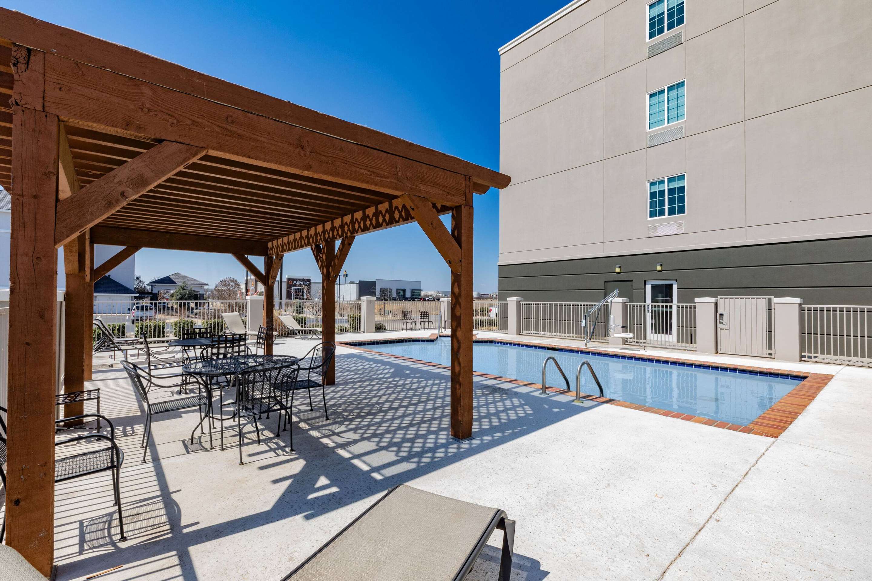 Pool | Hawhorn Suites by Wyndham Ardmore