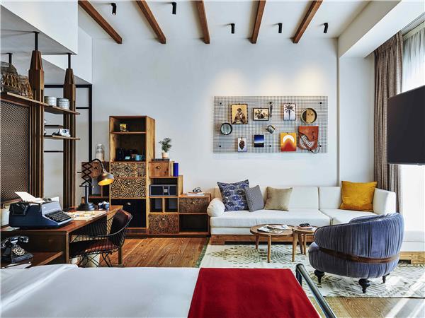 Large Farmstay Suite