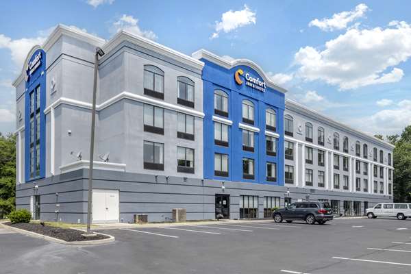 On-Site,Outdoor/Exterior,Exterior View of Building