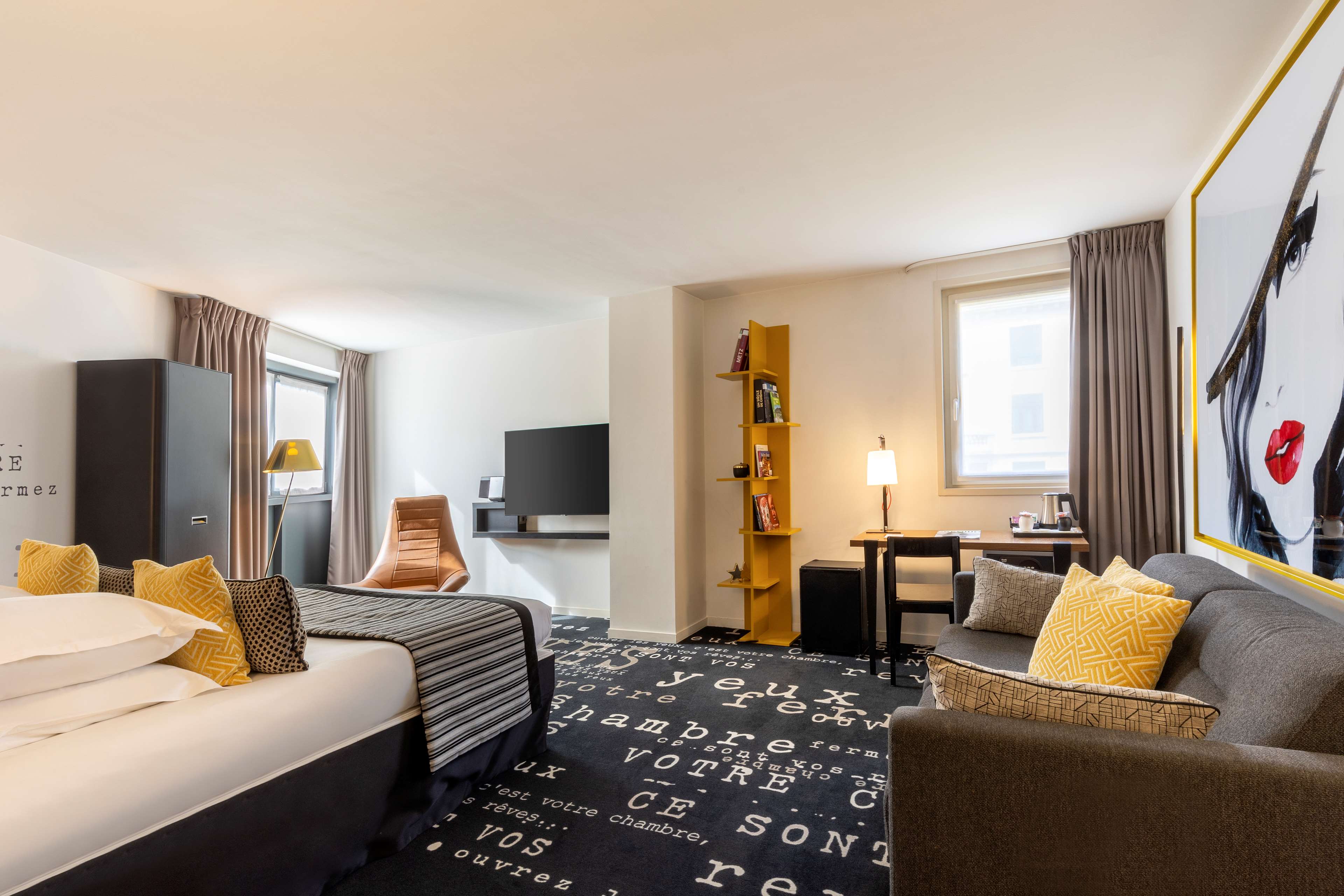Best Western Plus Thionville Centre Room Type - 1 Queen Bed, Non-Smoking, Superior Room, Sofabed, Bathrobe And Slippers, Shower Best Western Plus Thionville Centre Room Type - 1 Queen Bed, Non-Smoking, Superior Room, Sofabed, Bathrobe And Slippers, Shower