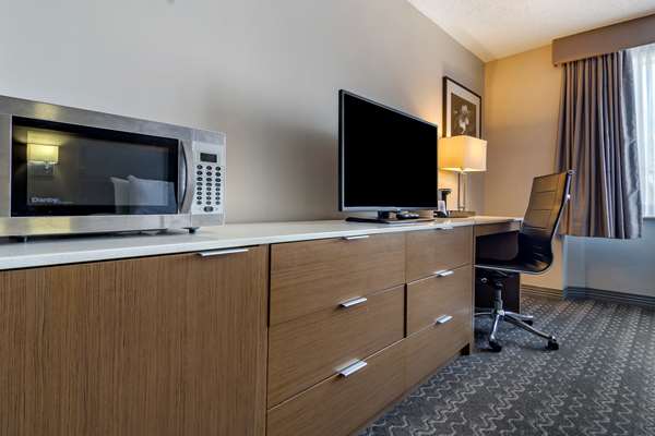  - Best Western Plus Vancouver Airport Hotel