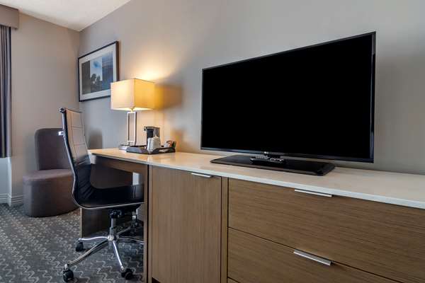  - Best Western Plus Vancouver Airport Hotel