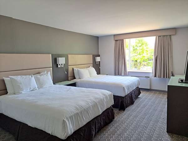  - Best Western Plus Vancouver Airport Hotel