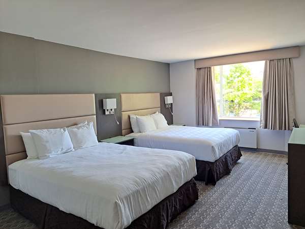  - Best Western Plus Vancouver Airport Hotel