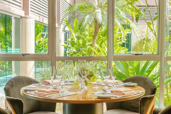 Almenat Embu das Artes, Tapestry Collection by Hilton