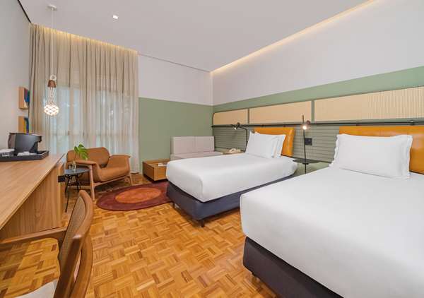 SUPERIOR ROOM 2 TWIN BEDS