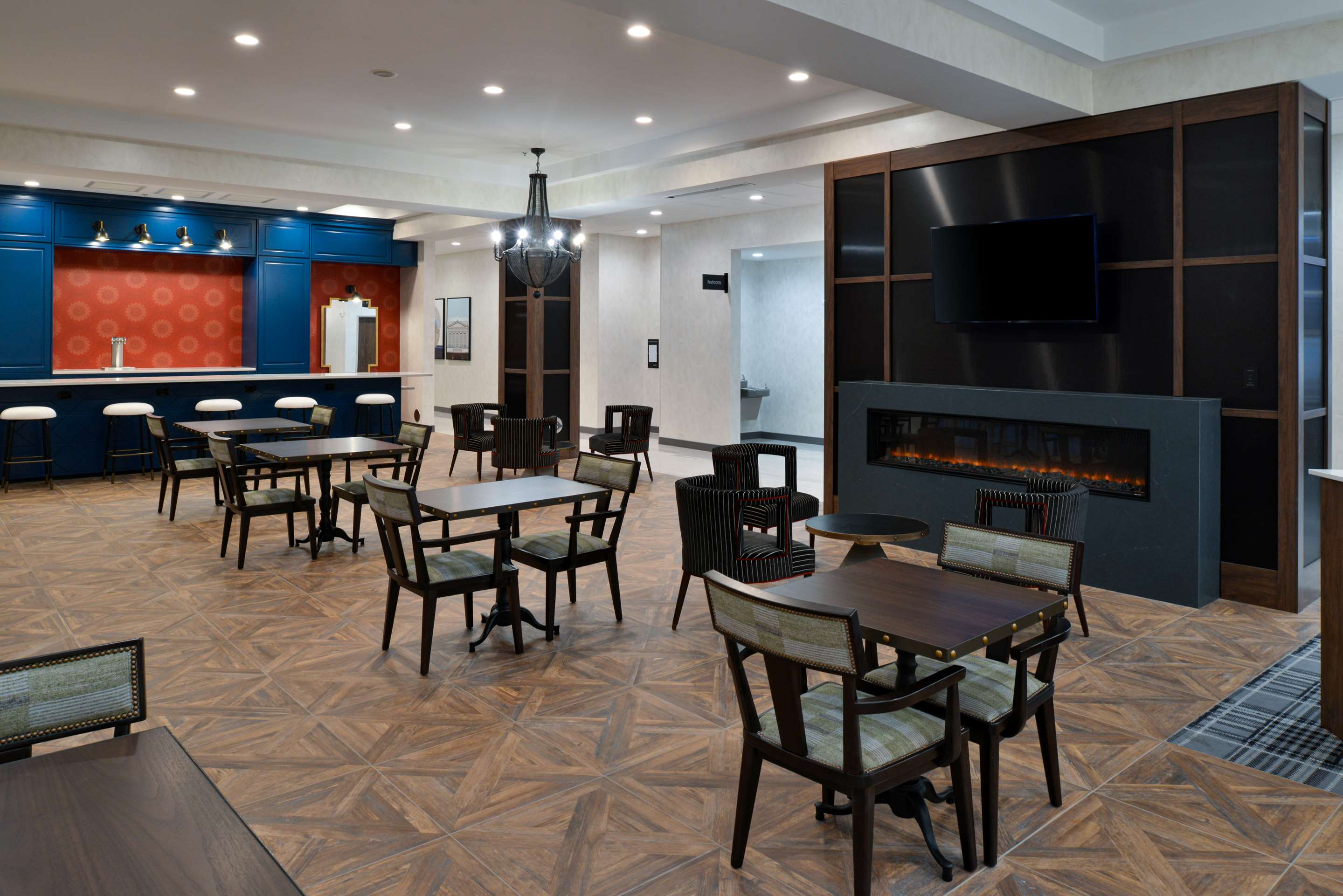 Breakfast Area | Hampton Inn & Suites Greensboro Downtown, Nc