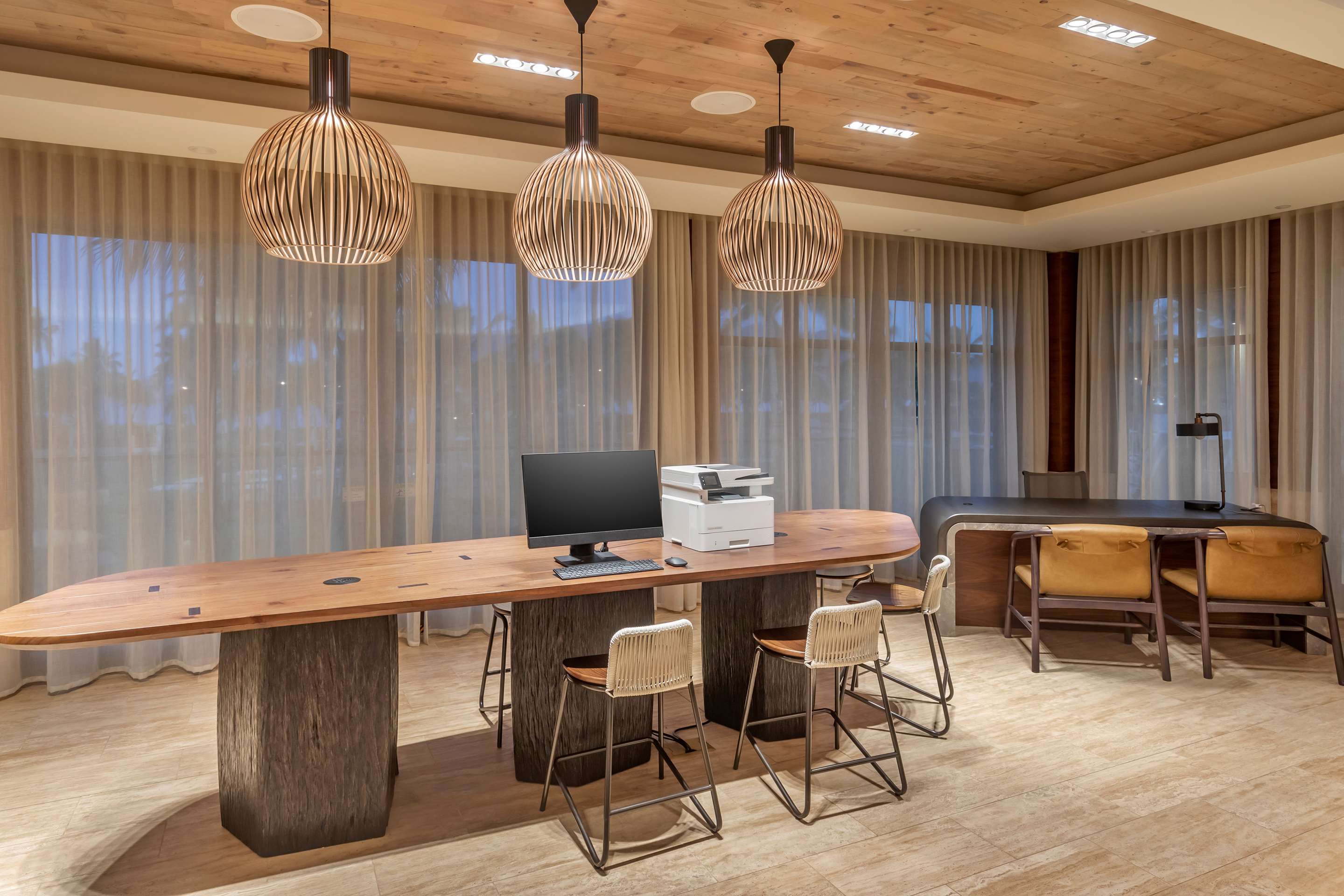 Business Center